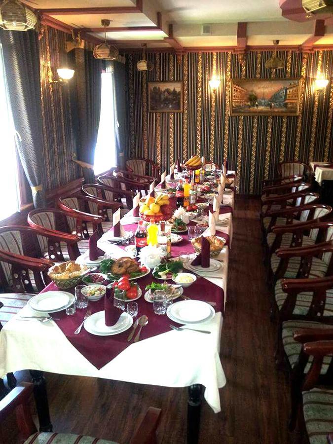 Hotel Grand Royal Jizzax Ngoại thất bức ảnh